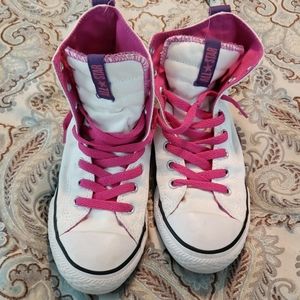 Converse high top girls size 3 like new